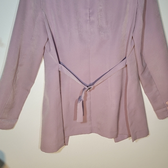VINTAGE light mauve blazer. Typhany. Back tie. Fitted. - Picture 10 of 10